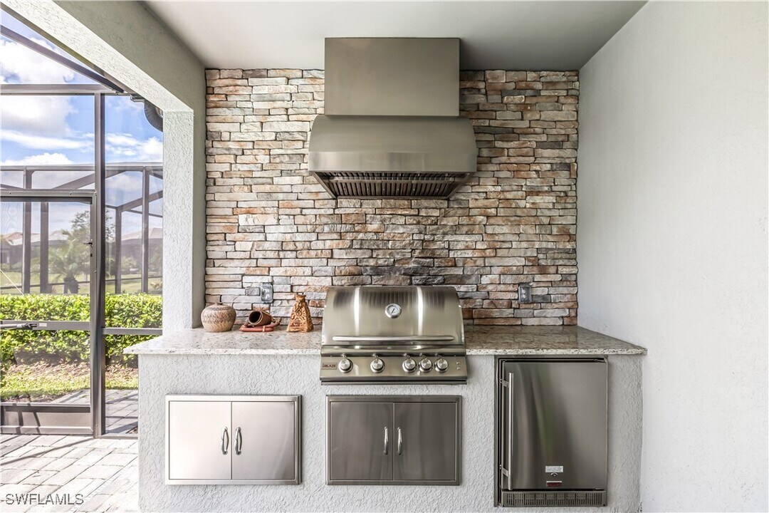 43080 Boardwalk Loop in Punta Gorda, FL - Building Photo