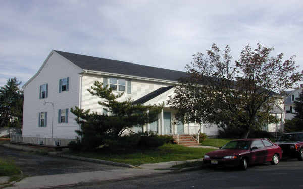 6-8 Vine St in Jamesburg, NJ - Building Photo - Building Photo