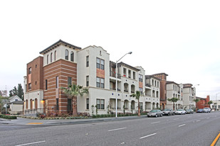 Presidio El Camino Apartments