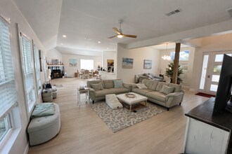 178 Pelican Bay Dr in Panama City, FL - Building Photo - Building Photo