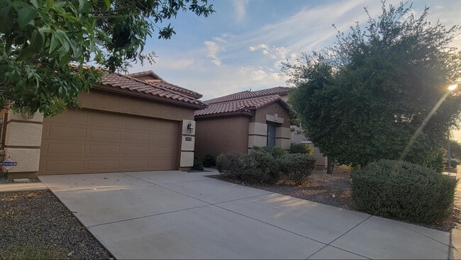 property at 3653 E Sparrow Pl