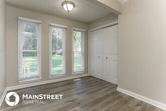 43 1st Ave E, Unit 4004 in Dallas, GA - Foto de edificio - Building Photo