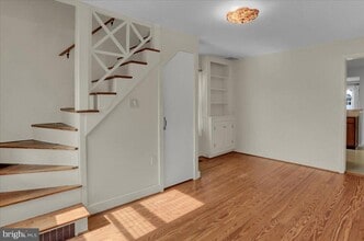 10 Maple Ave in Walkersville, MD - Building Photo - Building Photo