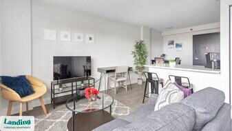 305 Dr. M.L.K. Jr St S in St. Petersburg, FL - Building Photo