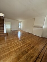 521 E Westmoreland St in Philadelphia, PA - Building Photo - Building Photo