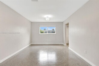 7410 Fillmore St in Hollywood, FL - Building Photo - Building Photo