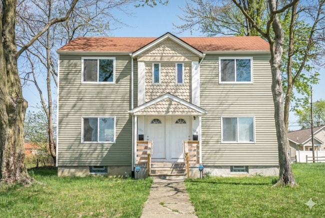 property at 1098 E 22nd Ave