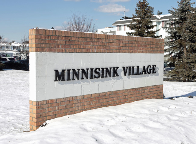 Minnisink Village Senior Apartments in Matawan, NJ - Building Photo - Building Photo