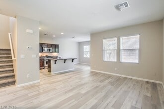 8366 Stillhouse Ct in Las Vegas, NV - Building Photo - Building Photo