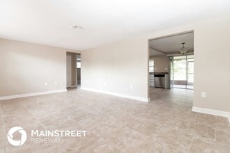 7824 Cherrytree Ln in New Port Richey, FL - Foto de edificio - Building Photo