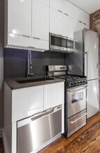 West 14th Street, Unit 2C in New York, NY - Foto de edificio - Building Photo