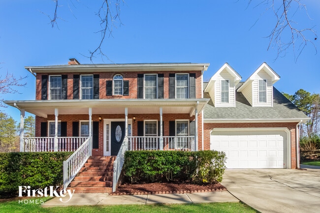 property at 120 Hunters Pointe Dr