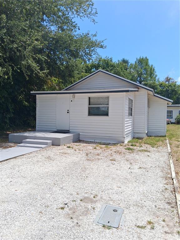 property at 1123 15th Ave NW
