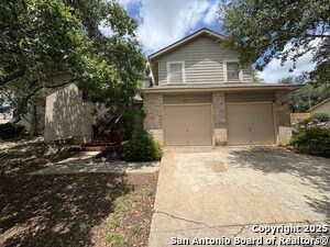 13911 Hohmann Ct in San Antonio, TX - Foto de edificio