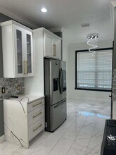 5001 Alita Terrace in St. Cloud, FL - Foto de edificio - Building Photo