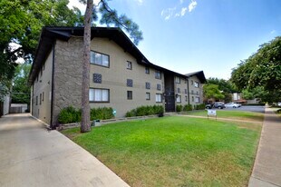 Holland Court Apartments