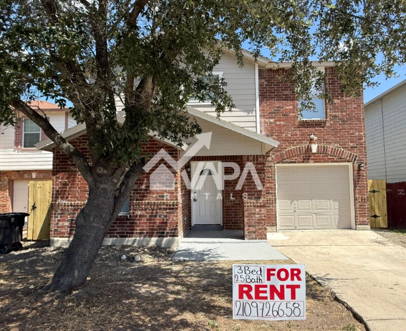 7714 Hedrick Farm in San Antonio, TX - Building Photo