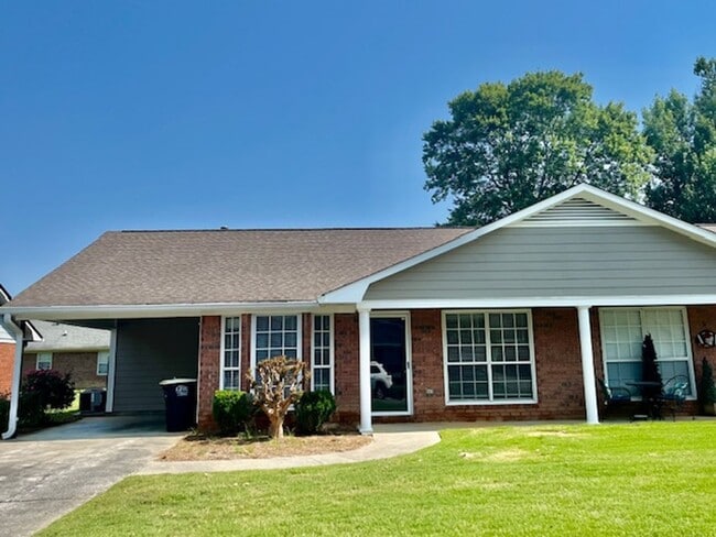 property at 1012-12 Pebblecreek Dr
