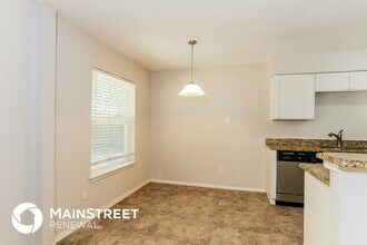 817 Sandalwood Ln in Arlington, TX - Building Photo - Building Photo