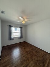 2659 Montrose Ave in Montrose, CA - Building Photo - Building Photo