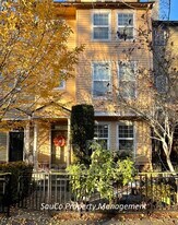 6007 NE Alder St in Hillsboro, OR - Building Photo