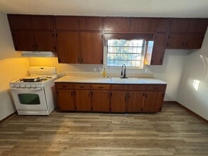 6804 1st Ave S in Birmingham, AL - Foto de edificio - Building Photo