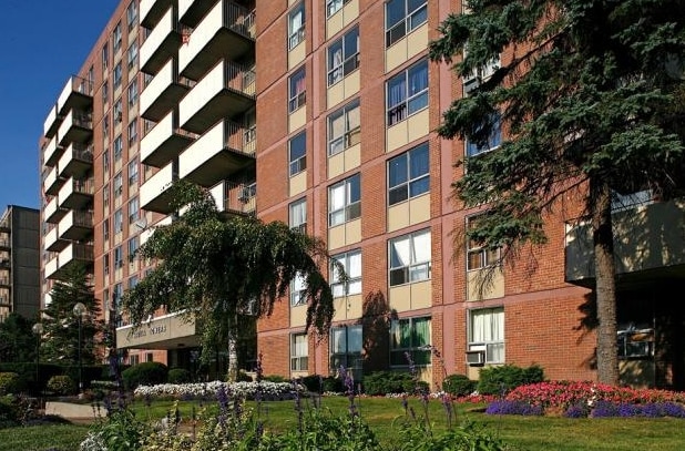 Halifax Apartments – The Plaza