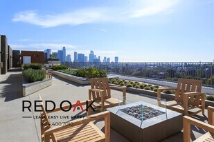 1011-1013 Everett St in Los Angeles, CA - Building Photo