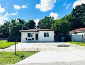 10370 SW 174th Ter in Miami, FL - Building Photo - Building Photo