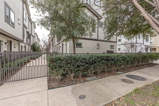 property at 5924 Hudson St