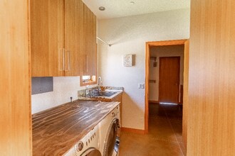 9411 Vista Aleta in Valley Center, CA - Building Photo - Building Photo