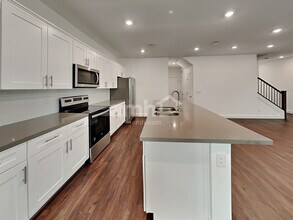 8882 Carmine Cob Ave in Las Vegas, NV - Building Photo - Building Photo