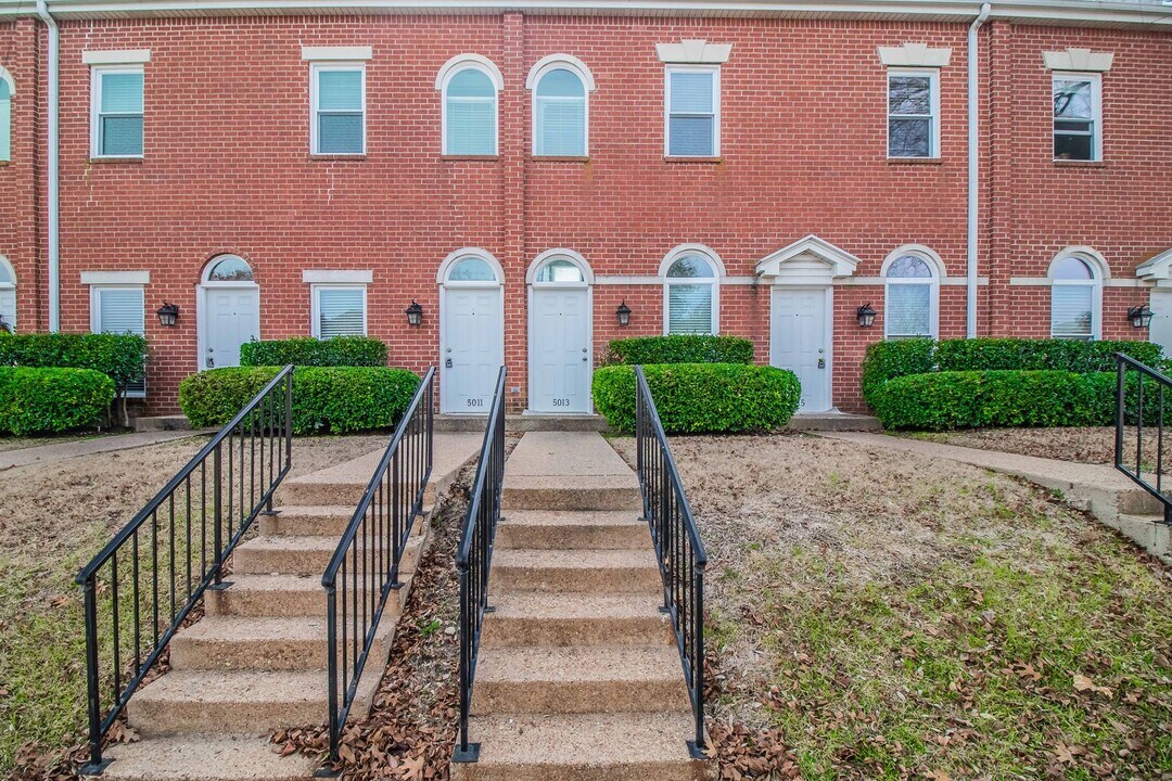 5013 Birchman Ave in Fort Worth, TX - Building Photo