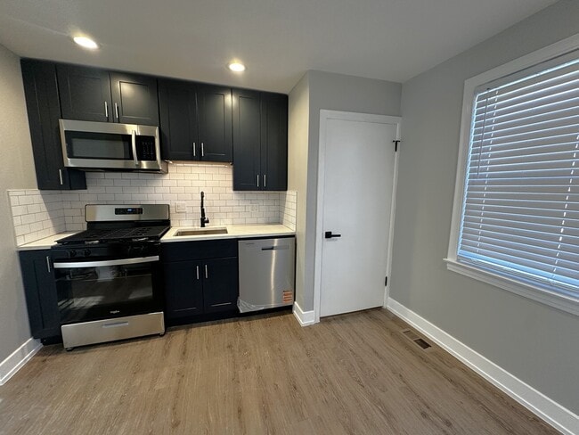 7304 W 57th St in Summit, IL - Building Photo - Building Photo