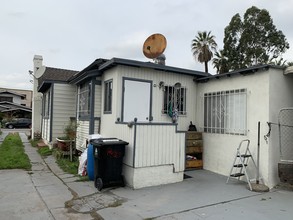 950 N Kingsley Dr in Los Angeles, CA - Building Photo - Building Photo