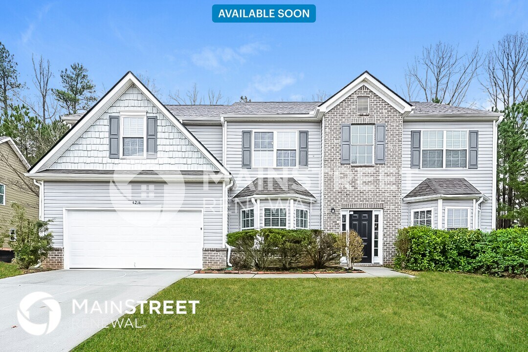 6216 Polar Fox Ct in Riverdale, GA - Building Photo