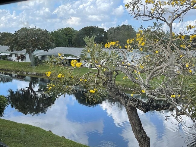 property at 8203 9th Ct