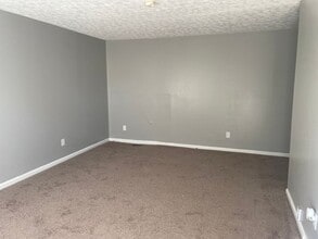 778 Nancy St in Versailles, KY - Building Photo - Building Photo