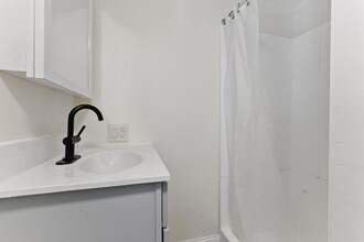 357 Granite St in Quincy, MA - Building Photo - Building Photo