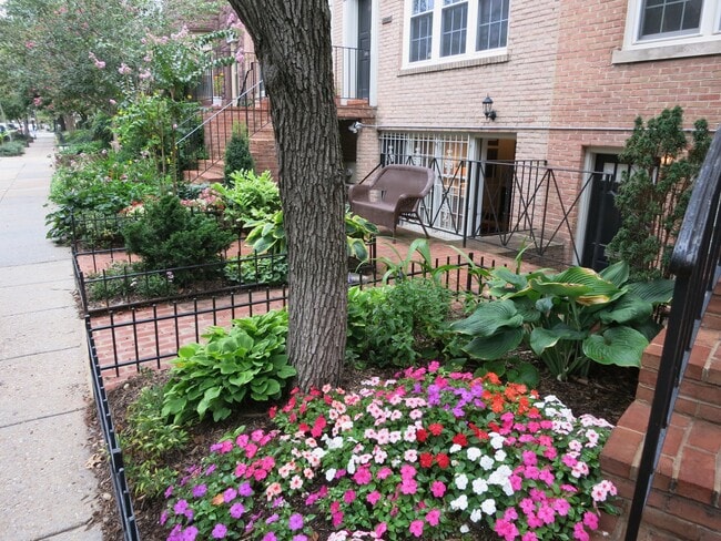 property at 1755 Q St NW