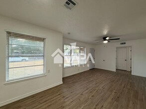 530 Artemis Dr in San Antonio, TX - Building Photo - Building Photo