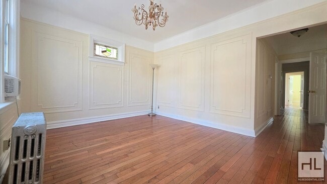 28 STREET, Unit 1 in Queens, NY - Building Photo - Building Photo