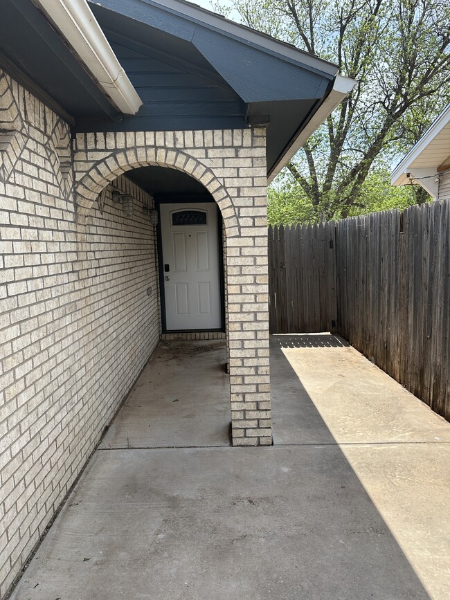 2109 21st St in Lubbock, TX - Building Photo - Building Photo
