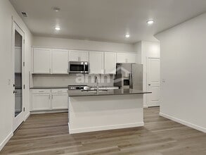 5020 Washington St SE in Olympia, WA - Building Photo - Building Photo