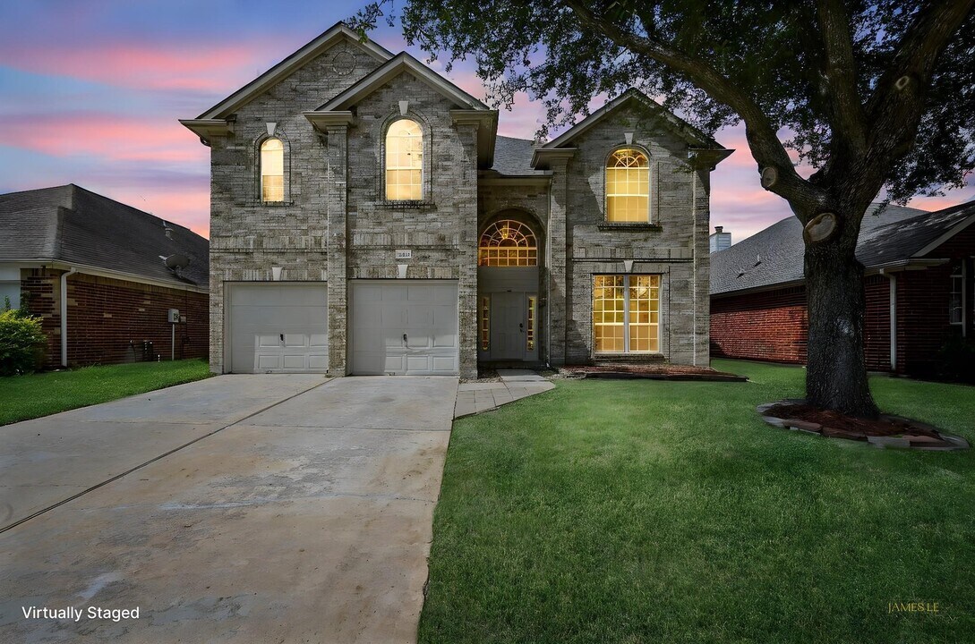 11011 Glenora Dr in Houston, TX - Building Photo