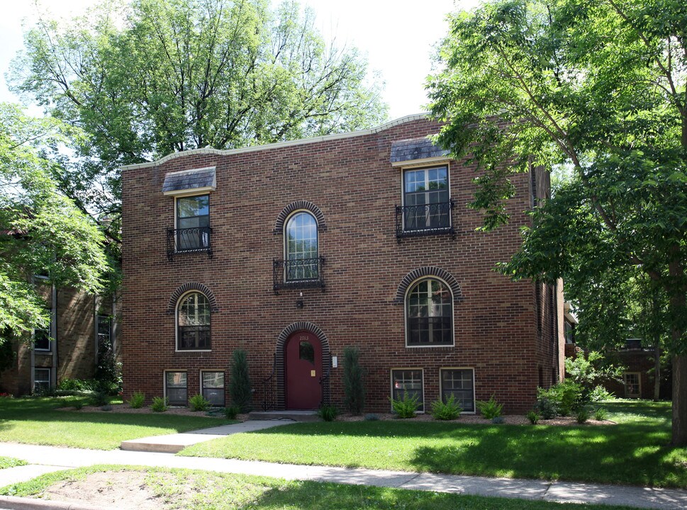 2783 Xerxes Ave S in Minneapolis, MN - Foto de edificio