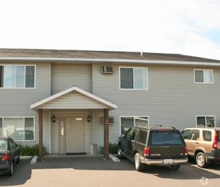 Crystal Creek Apartments in Kronenwetter, WI - Foto de edificio