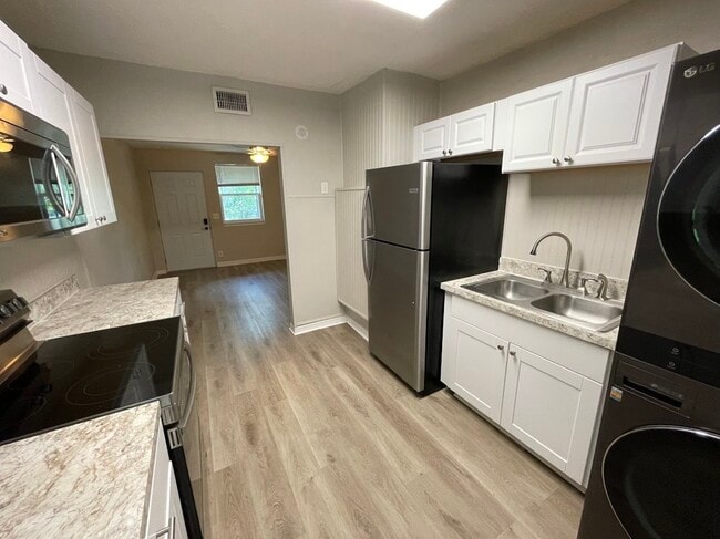 property at 1575 W 19th St