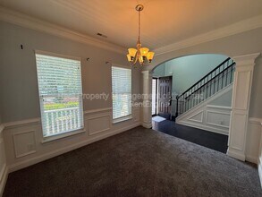 2211 Talon Dr in Greensboro, NC - Building Photo - Building Photo