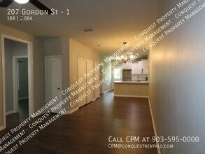 207 Gordon St in Arp, TX - Building Photo - Building Photo